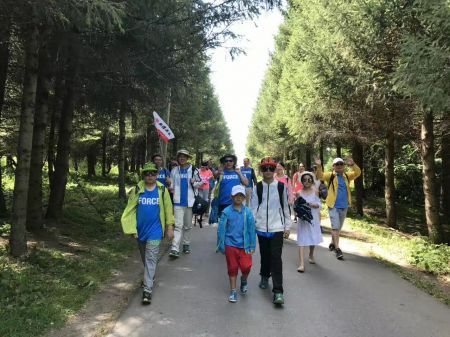 新疆独立包车旅游