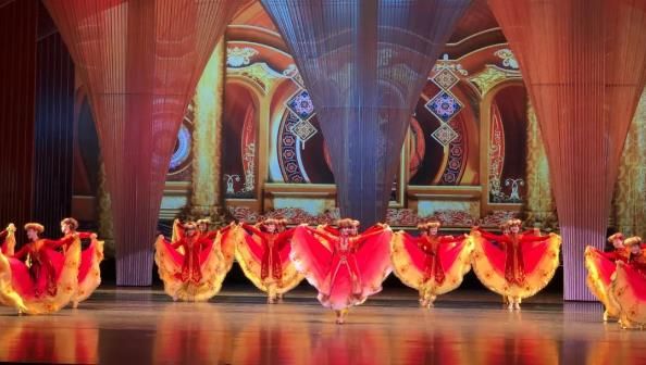 大型文艺演出《掀起你的盖头来——新疆是个好地方》开始售票啦！