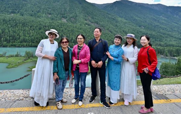 防疫动态 | 关于对伊宁市、伊宁县实施跨省旅游“熔断”机制的通知